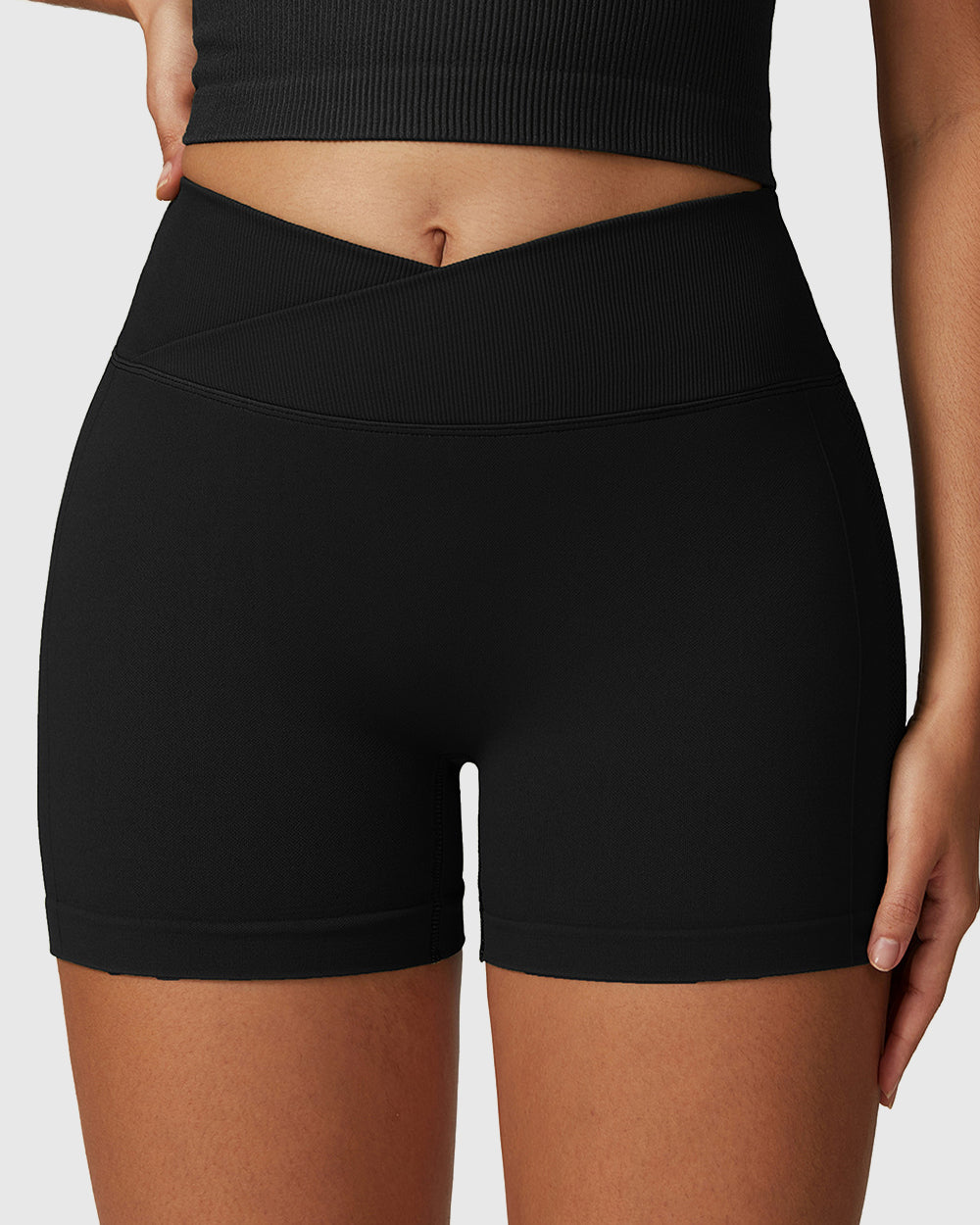 Crosswaist Seamless Shorts